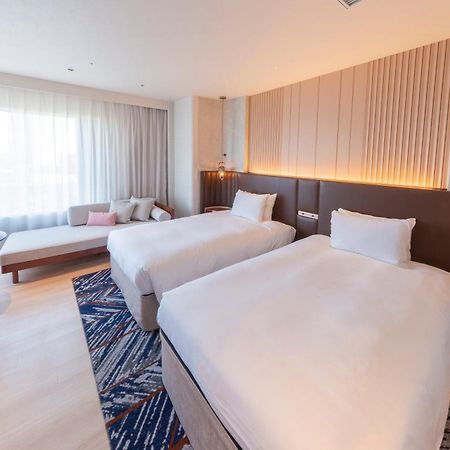 Hotel Springs Makuhari Premier Chiba Exterior foto
